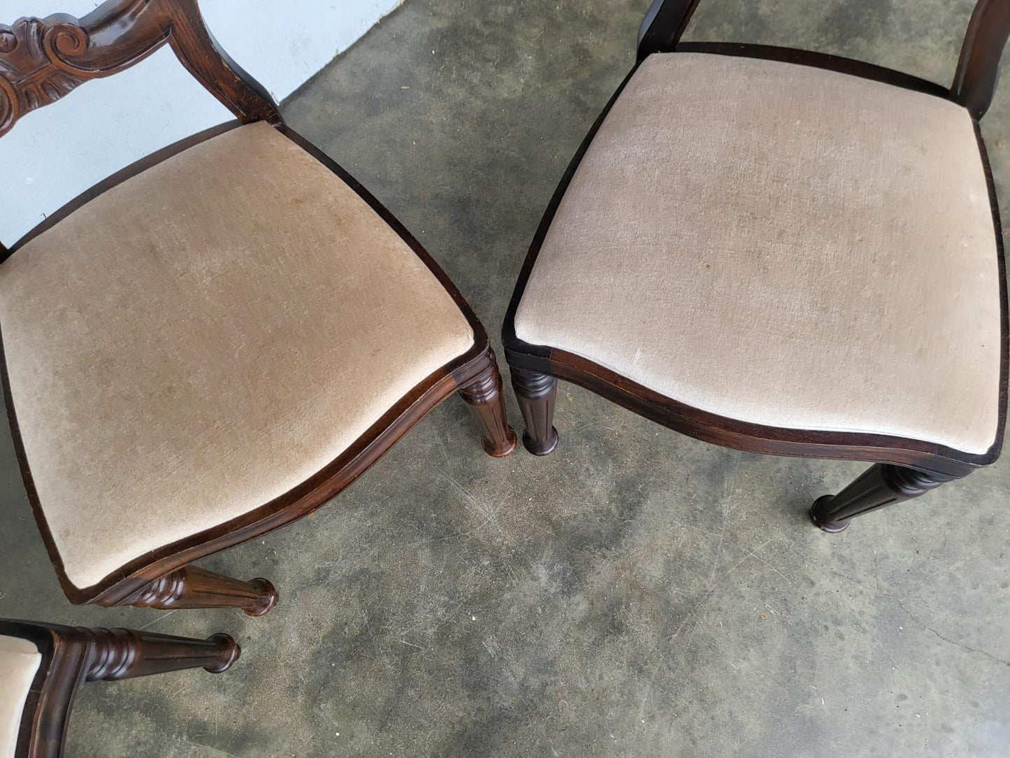 Antique repro 4 balloon back dining chairs cream