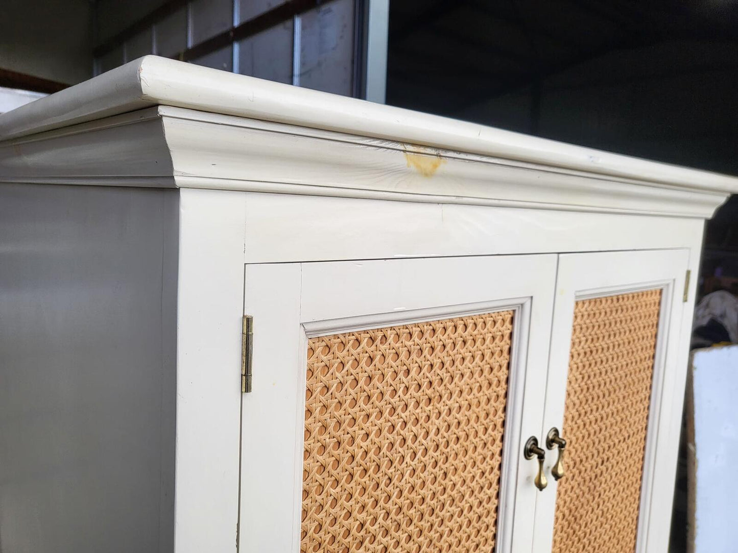 Laura Ashley linen press storage cabinet kitchen cupboard