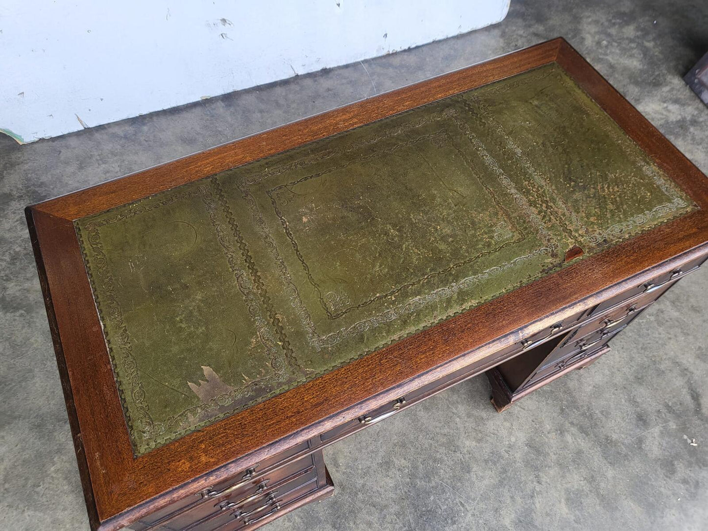 Antique repro small twin pedestal desk leather top 8 drawers