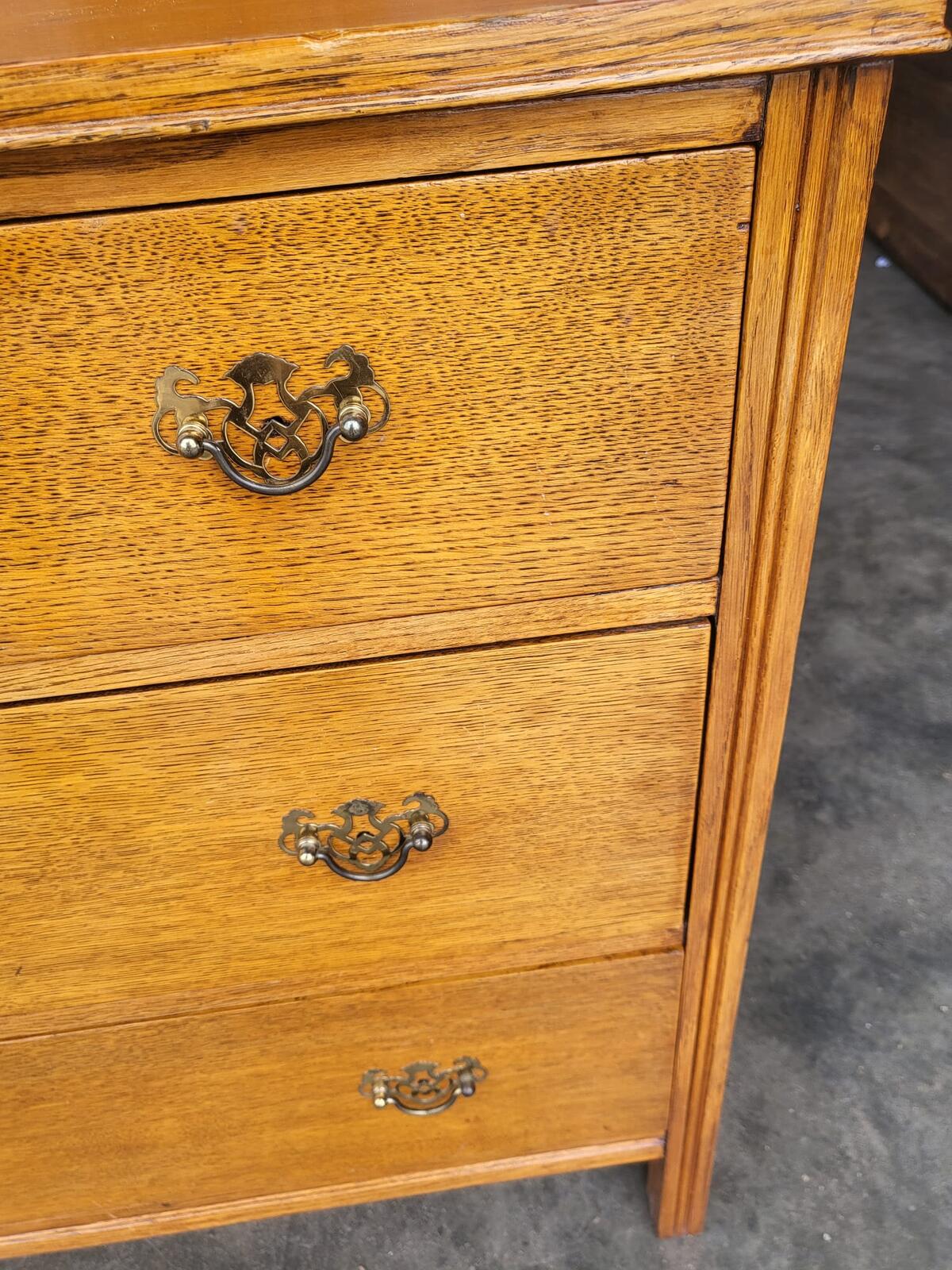 Vintage oak chest of 3 drawers metal handles