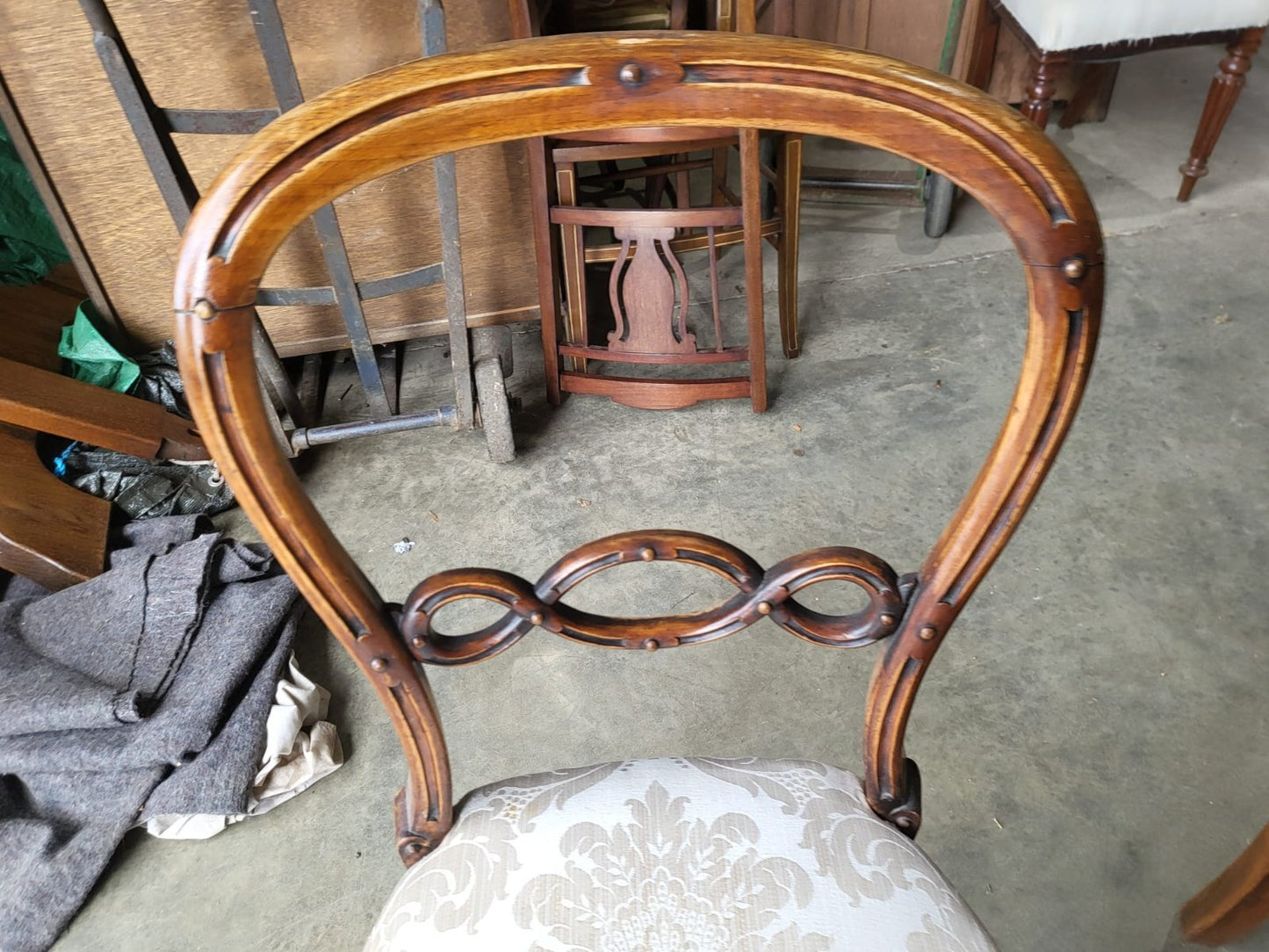 Six antique Victorian mixed dining chairs cream seats
