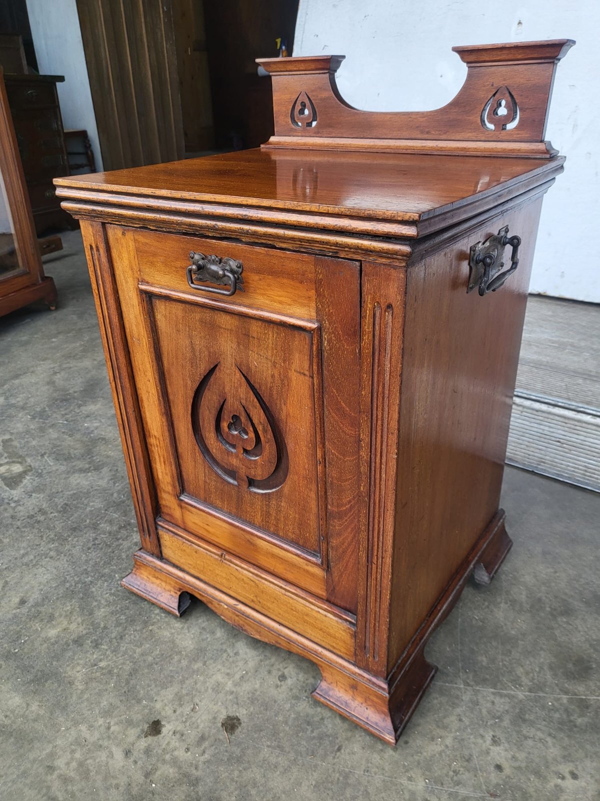 Antique Edwardian side end lamp table storage coal perdonium