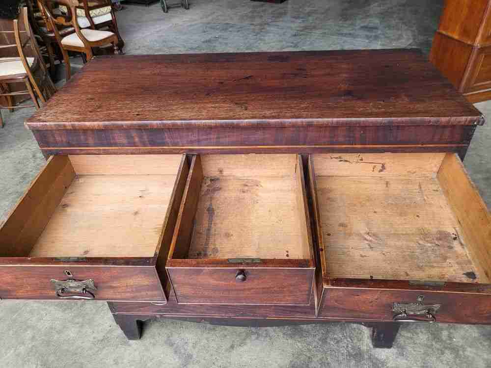 Antique Georgian Mahogany 3 over 3 inlaid chest of drawers square legs