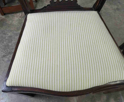 Six antique serpentine Georgian? mahogany dining chairs slat back carvers