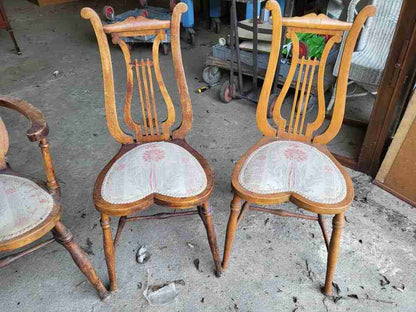 Six antique Lyre back dining chairs heart shaped seats turned legs