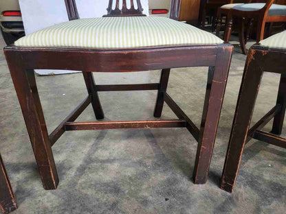 Six antique serpentine Georgian? mahogany dining chairs slat back carvers