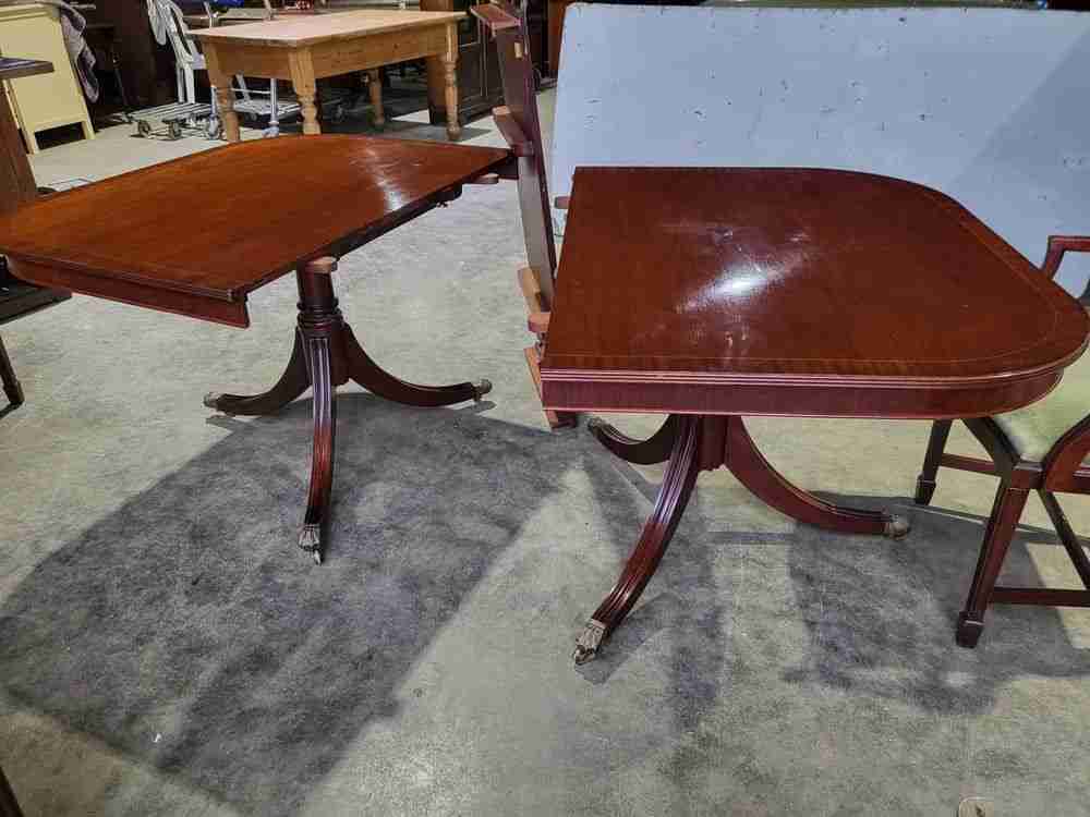 Antique repro mahogany twin pedestal extending D end dining table