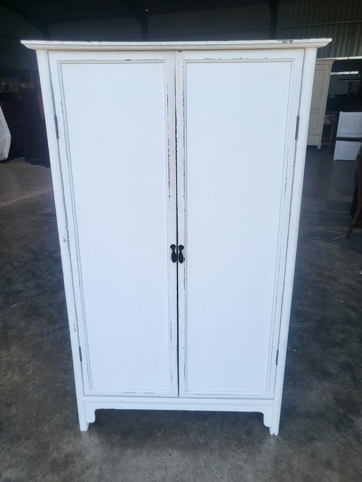 20thC 2 door white linen cupboard cabinet wardrobe shelves