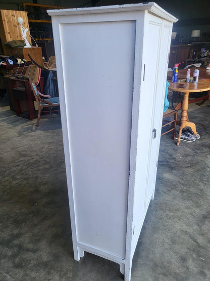 20thC 2 door white linen cupboard cabinet wardrobe shelves