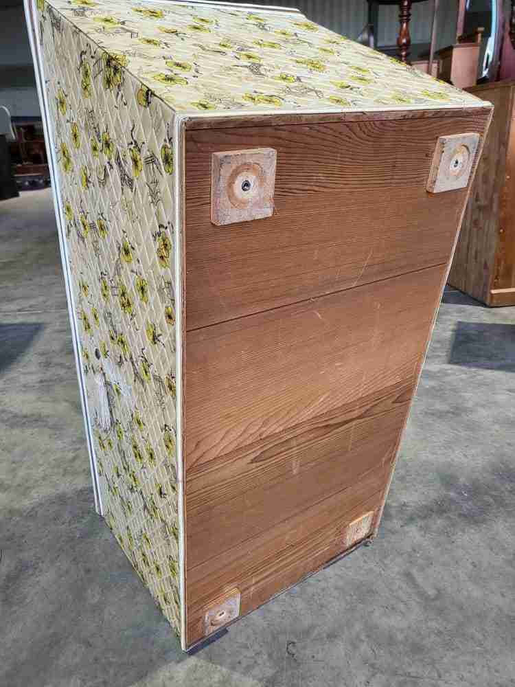 Vintage 20thC 1960's padded cedar slope sided blanket washing box coffer trunk