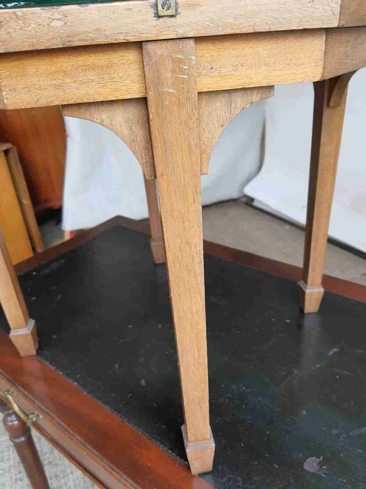 20thC hexagonal small walnut marquetry side end coffee table glass top spade feet
