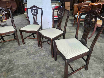 Six antique serpentine Georgian? mahogany dining chairs slat back carvers