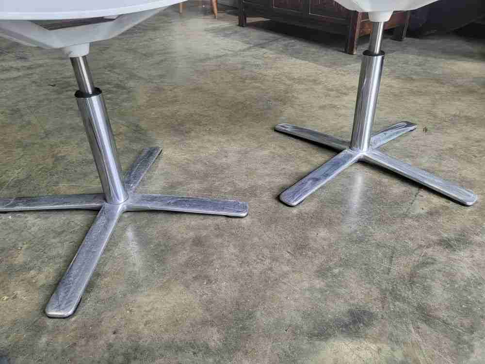 4  Vintage repro 70's style white  moulded chrome star base dining office chairs