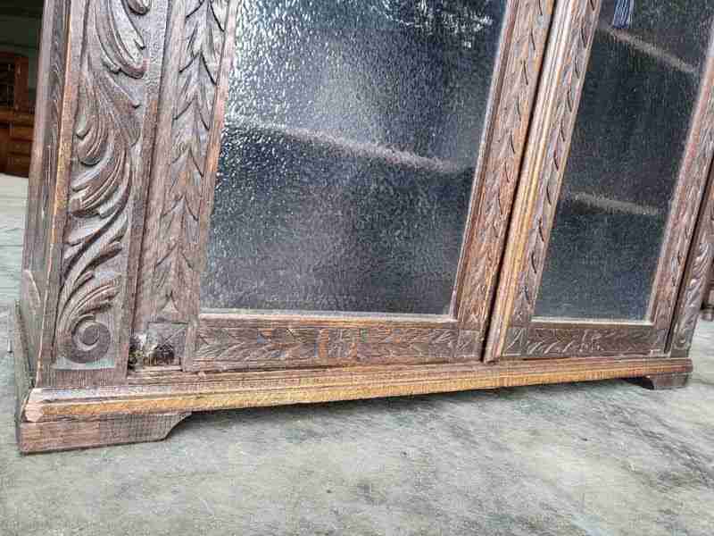Antique dark oak carved ornate 2 door glazed bookcase cabinet