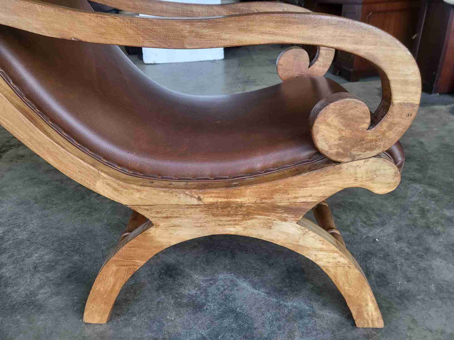 Large plantation arm chair conservatory garden patio chair faux leather