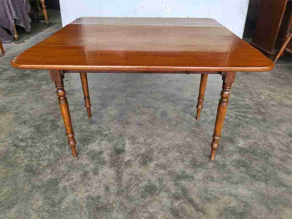 Antique drop leaf Pembroke dining occasional table drawer seat 6