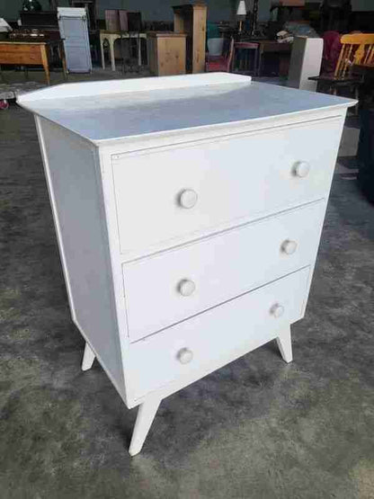 Vintage 20thC small painted white chest of drawers splayed legs 3 drawers