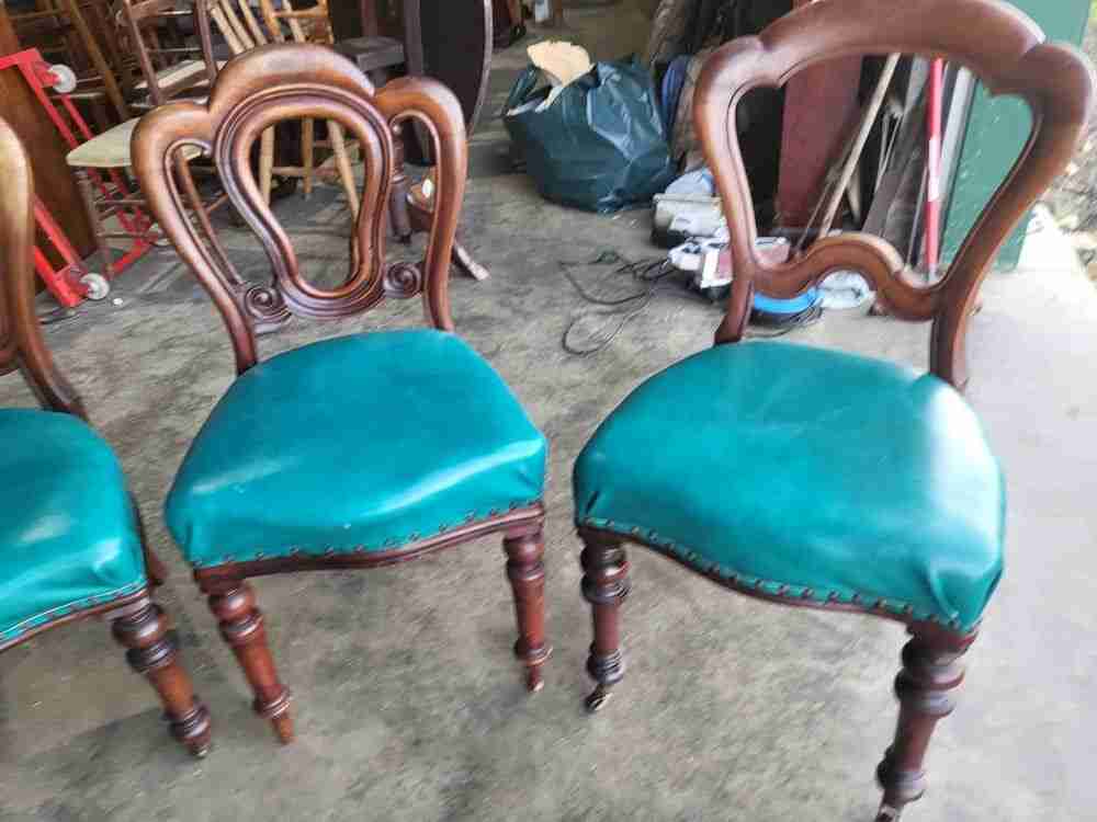 Antique Victorian 8 mixed mahogany dining chairs turned legs faux leather