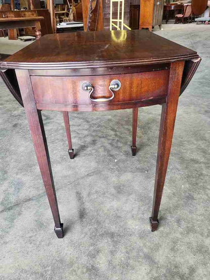 Antique repro small Drop leaf side end occasional table drawer tapered legs
