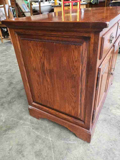 Small 20thC oak 2 door 2 drawers sideboard cupboard cabinet