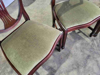 Antique repro mahogany shield back dining chairs 2 carvers 6 chairs