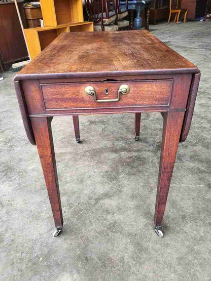 Antique Victorian Pembroke drop leaf dining occasional table drawer