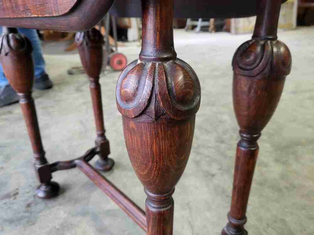 Antique Edwardian small oak drop leaf occasional dining table