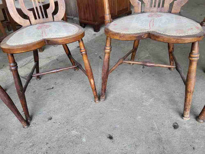 Six antique Lyre back dining chairs heart shaped seats turned legs