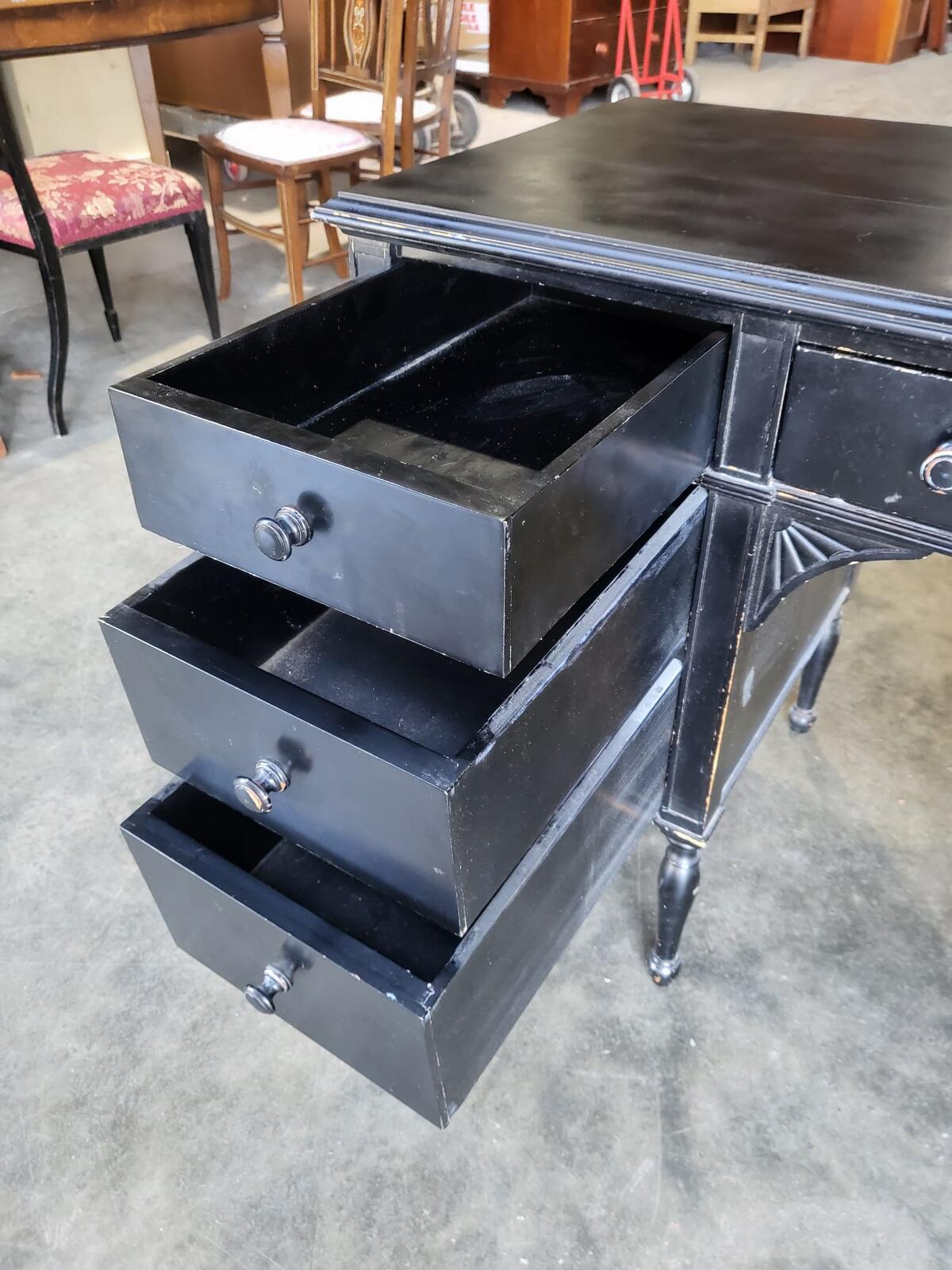 Black 7 drawers desk dressing table turned legs