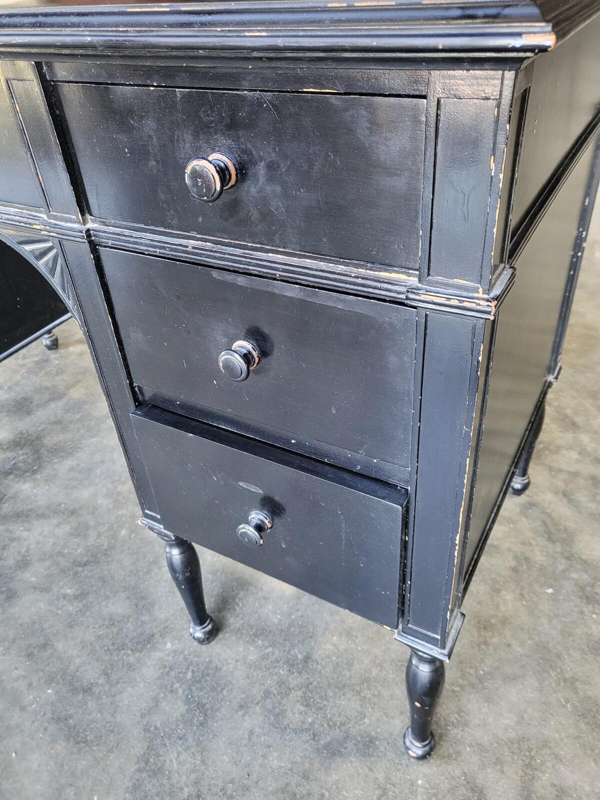 Black 7 drawers desk dressing table turned legs