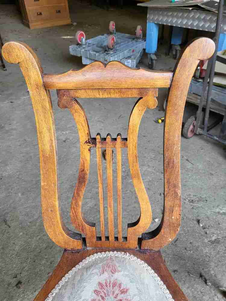 Six antique Lyre back dining chairs heart shaped seats turned legs
