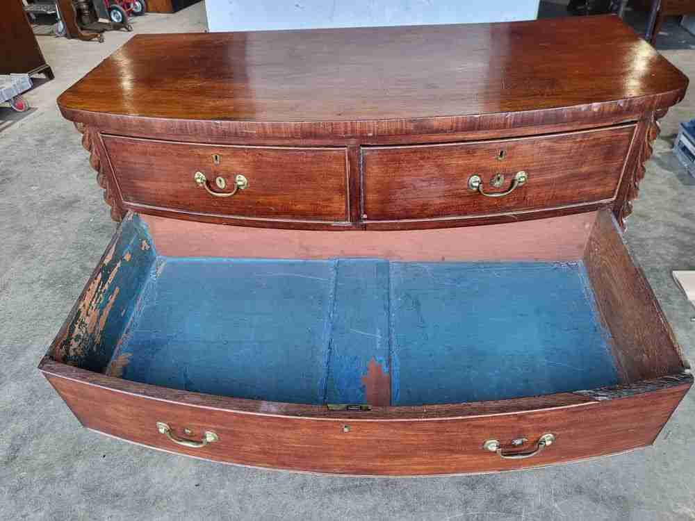 Antique Victorian bow front 2 over 3 chest of drawers rope columns