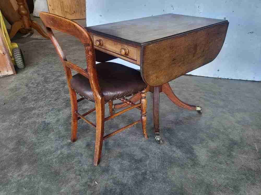 Antique Georgian pedestal drop leaf occasional dining table drawers