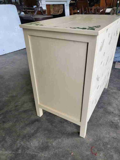 Small painted chest of drawers butterfly decoration 3 drawers