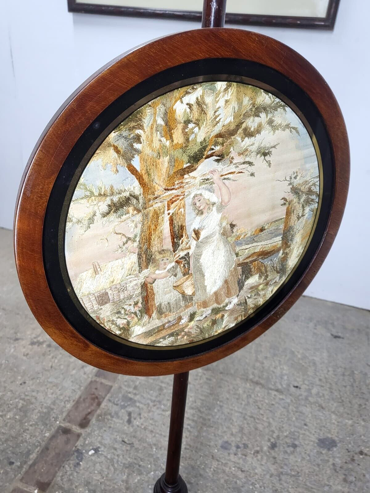 Antique Victorian Mahogany Ladies Round Pole Stand Fire Stand Needlework Woman