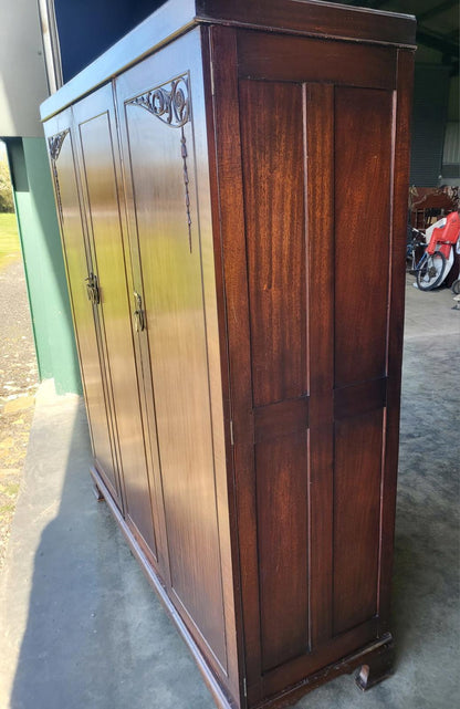 Antique breakdown triple wardrobe compactum drawers shelves