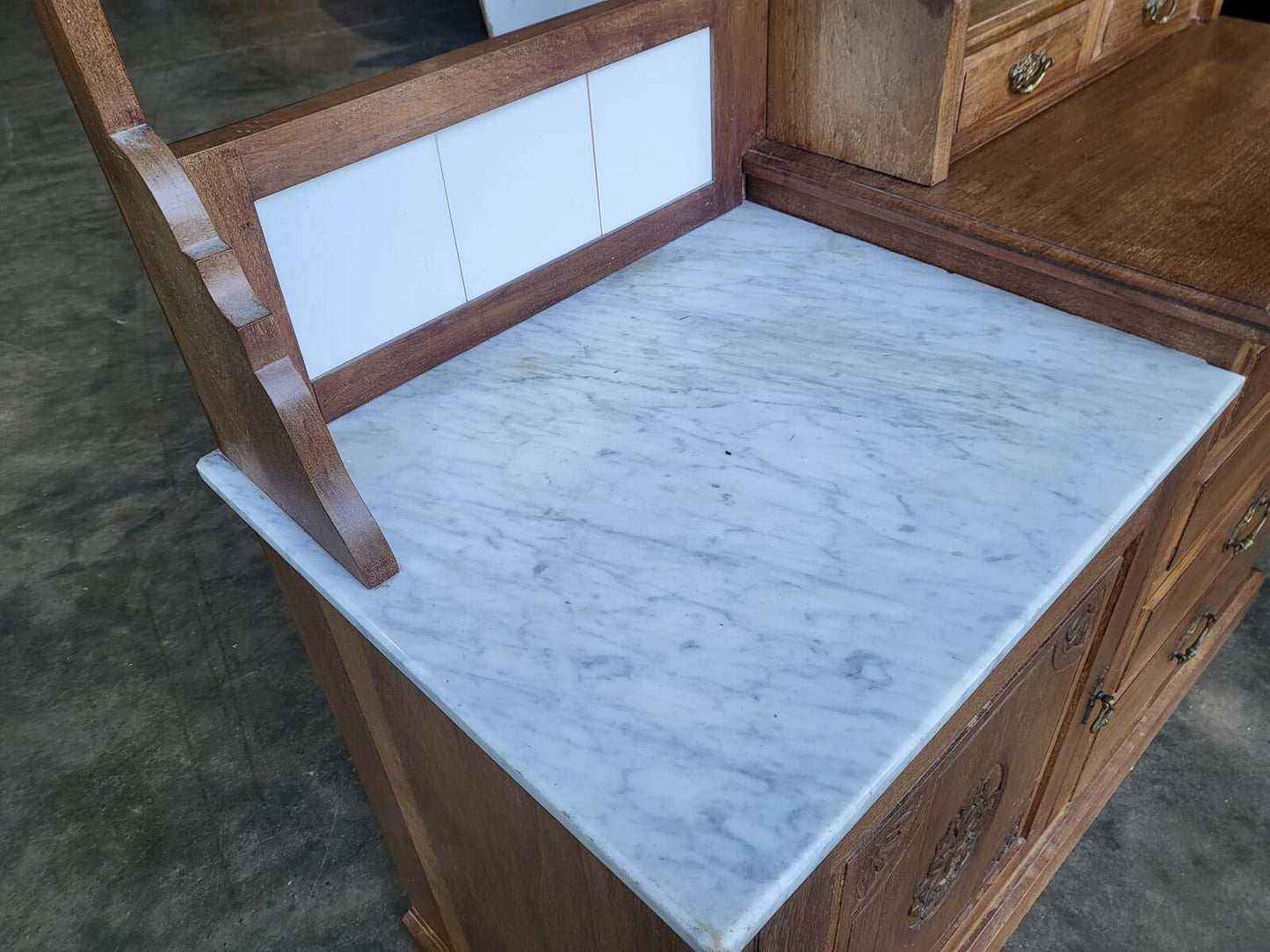 Antique dressing table wash stand drawers mirror