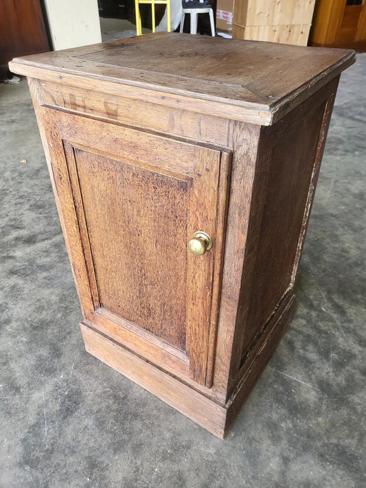 Antique oak pot cupboard side end lamp cabinet
