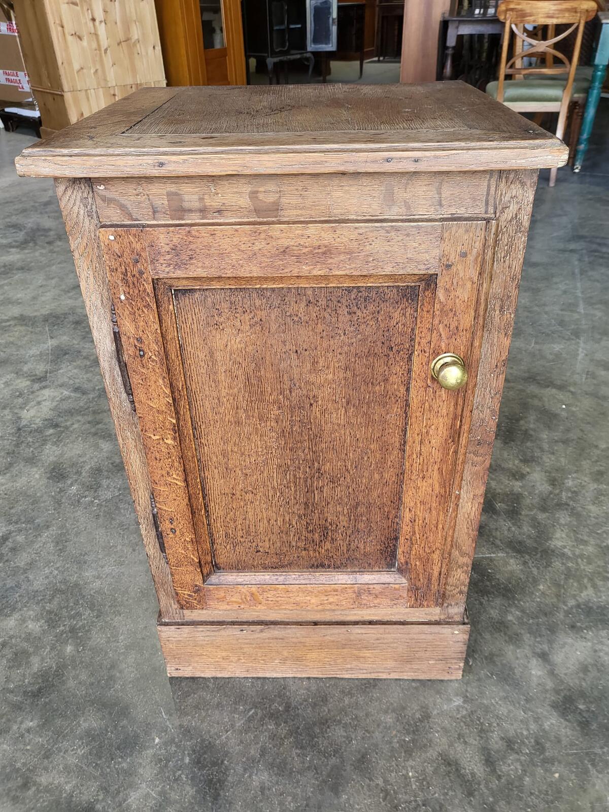 Antique oak pot cupboard side end lamp cabinet