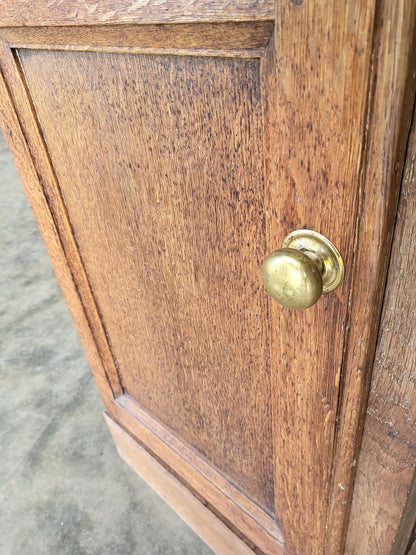 Antique oak pot cupboard side end lamp cabinet