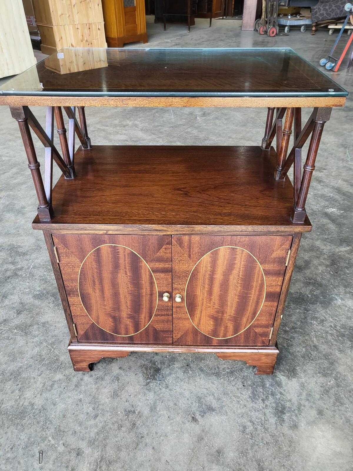 Antique repro mahogany 2 tier side end cabinet lamp table