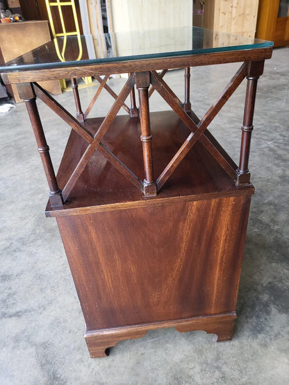Antique repro mahogany 2 tier side end cabinet lamp table