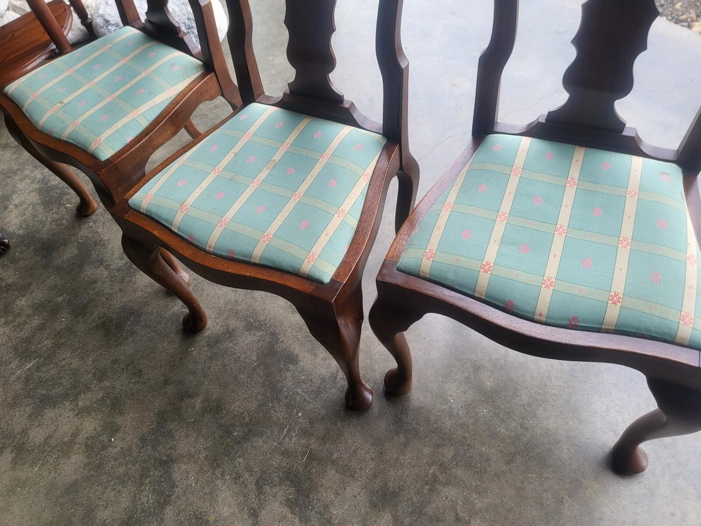 Antique repro 6 Queen Ann style high back dining chairs
