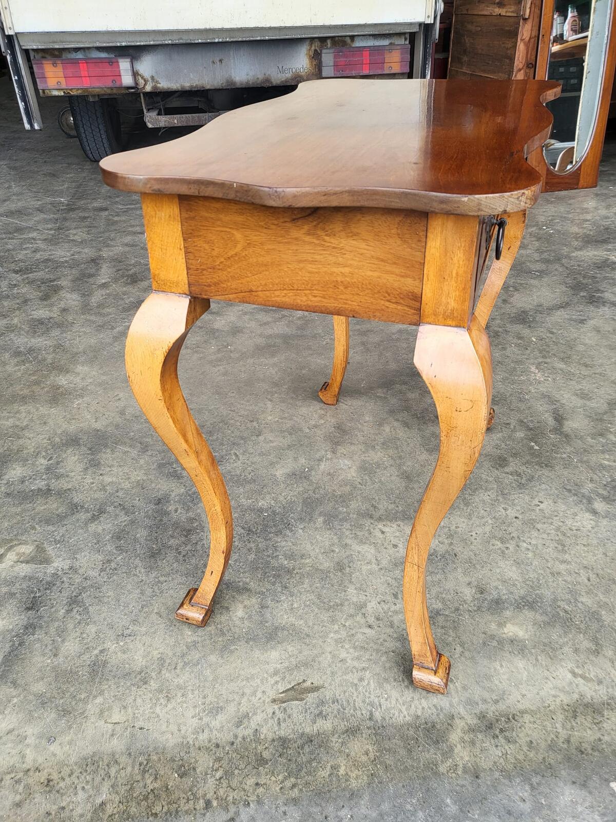 Antique small serpentine cabriole legs drawer table desk