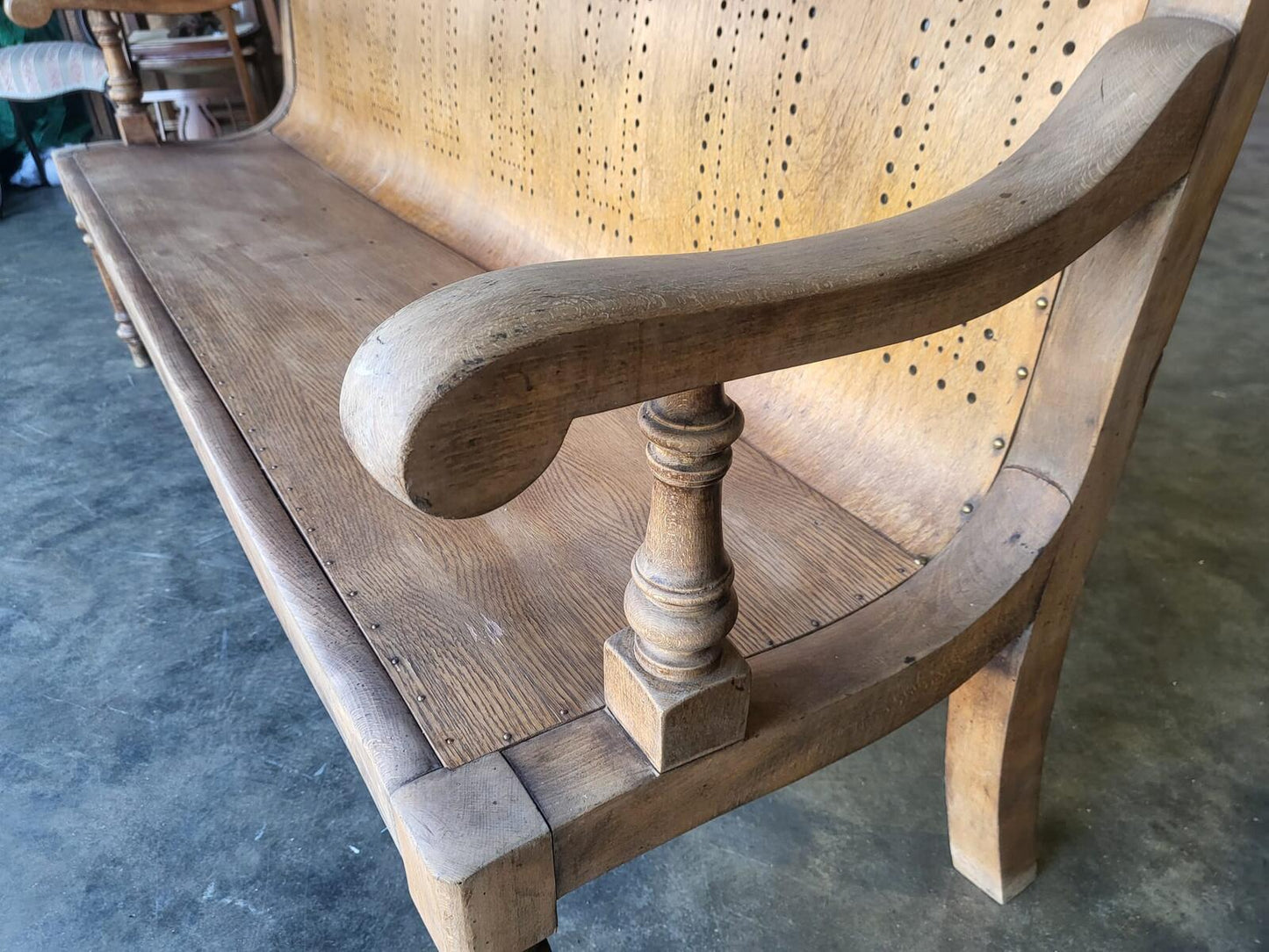 Antique arts and crafts bentwood church pub bench seat