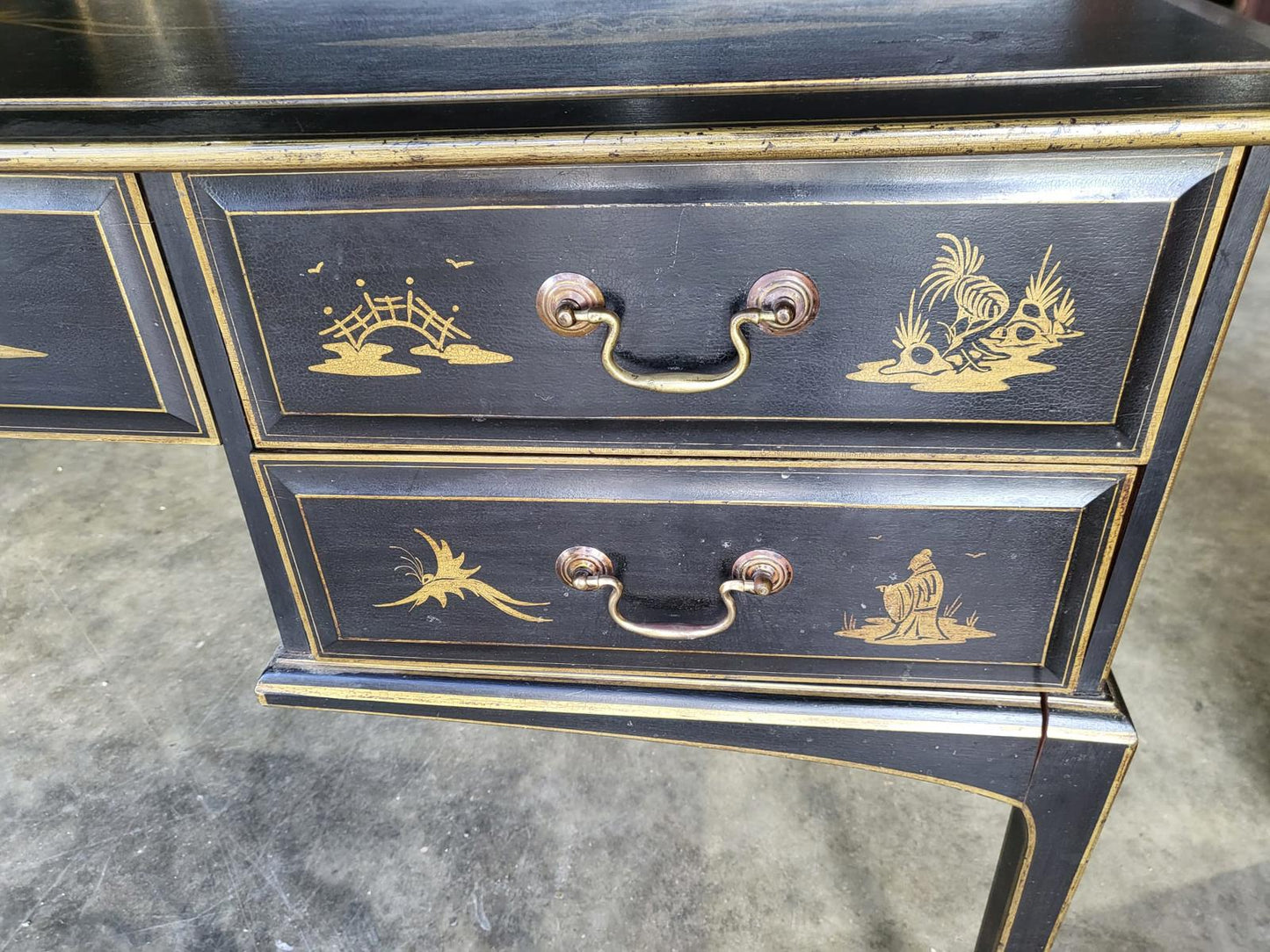 Chinese black gold dressing table sideboard drawers