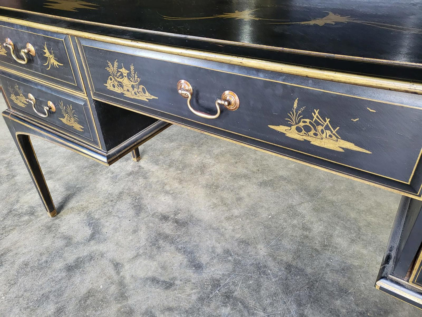 Chinese black gold dressing table sideboard drawers