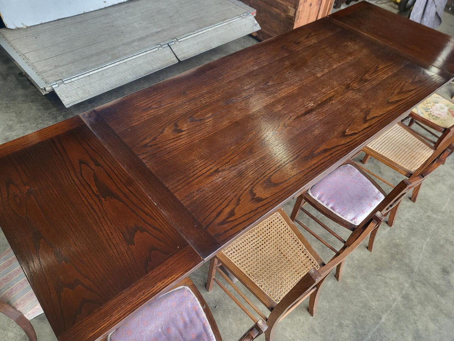 Vintage dark oak large extending pedestal dining table seat 12