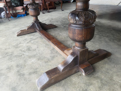 Vintage dark oak large extending pedestal dining table seat 12
