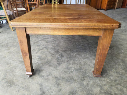 Antique Edwardian oak extending dining table seat 8